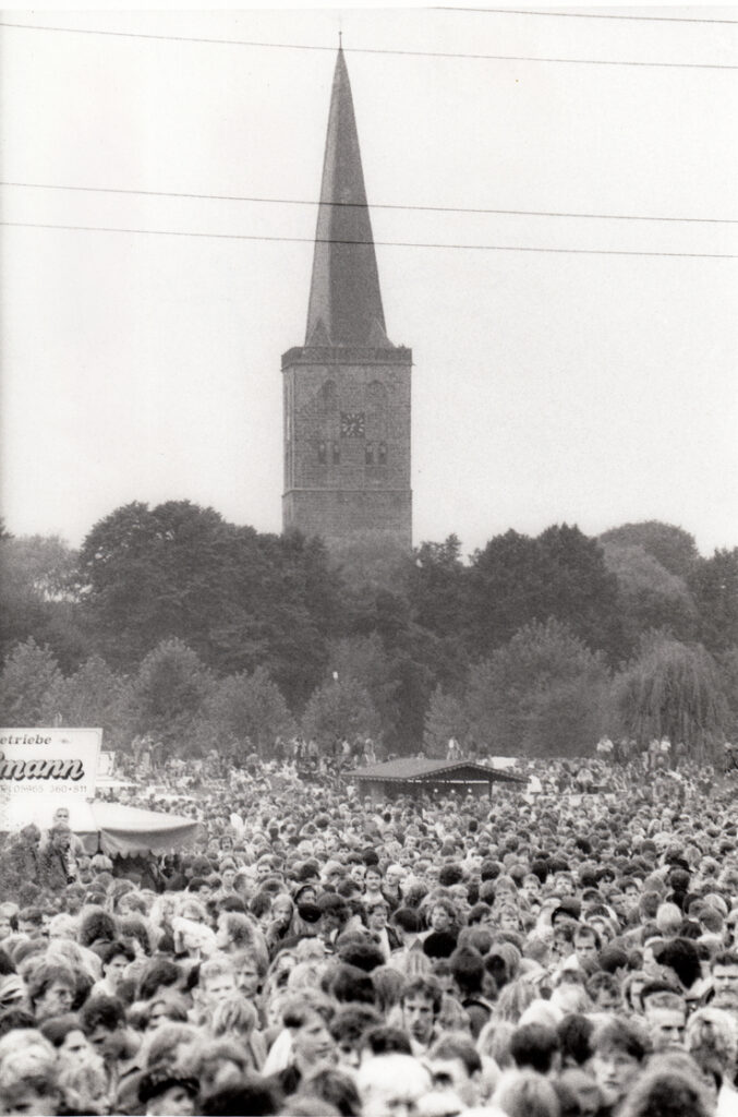 Schüttorf 1990 Publikum im H